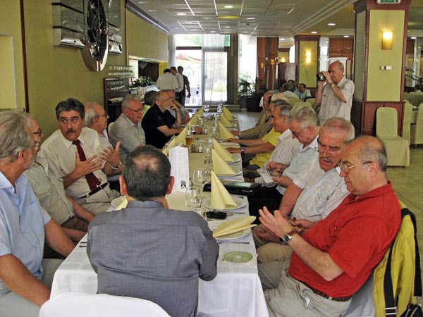 Plants: image 1 0f 4 thumb